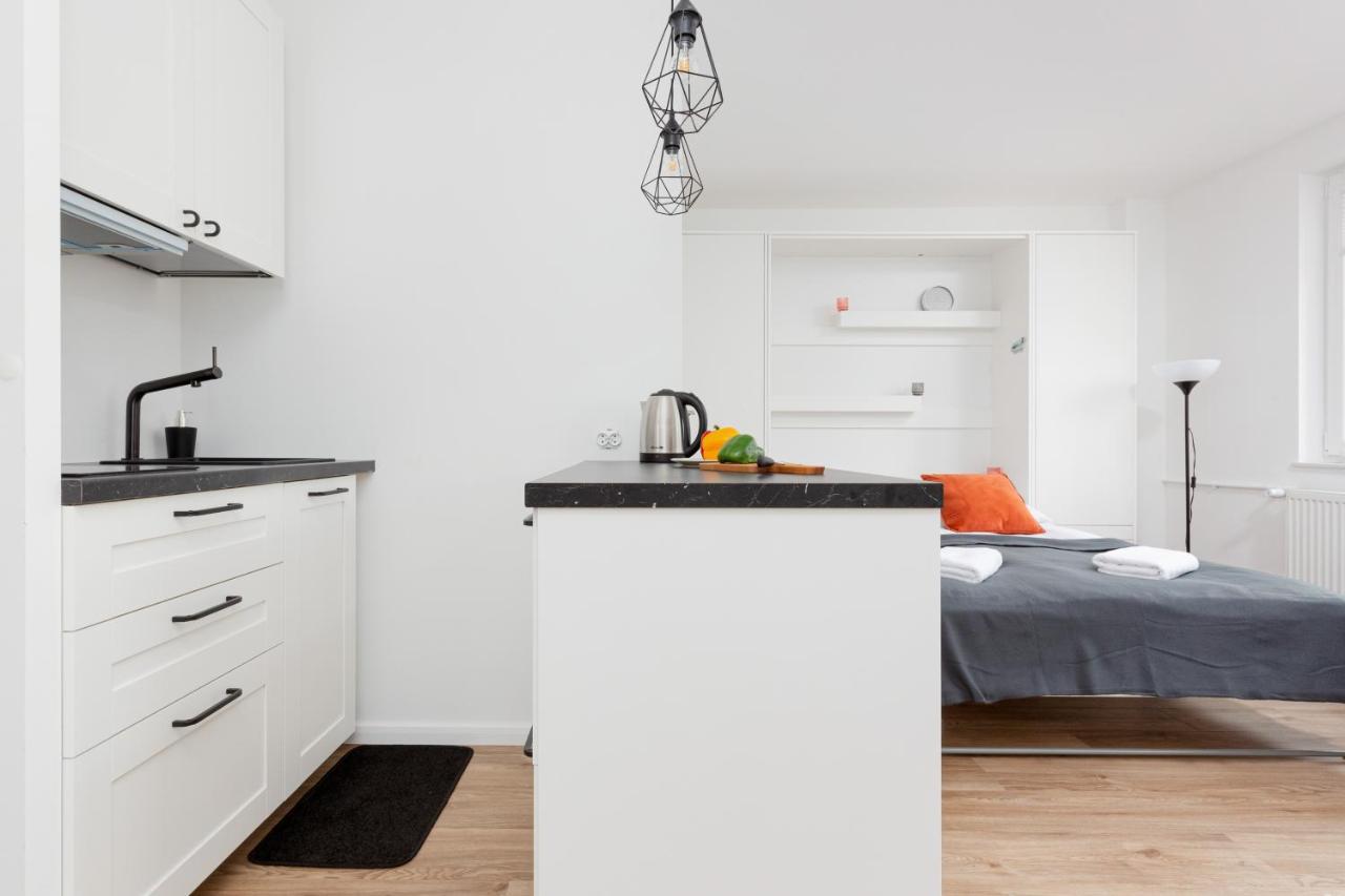 Studio Apartment Ochota Siemienskiego By Noclegi Renters Warszawa Eksteriør billede